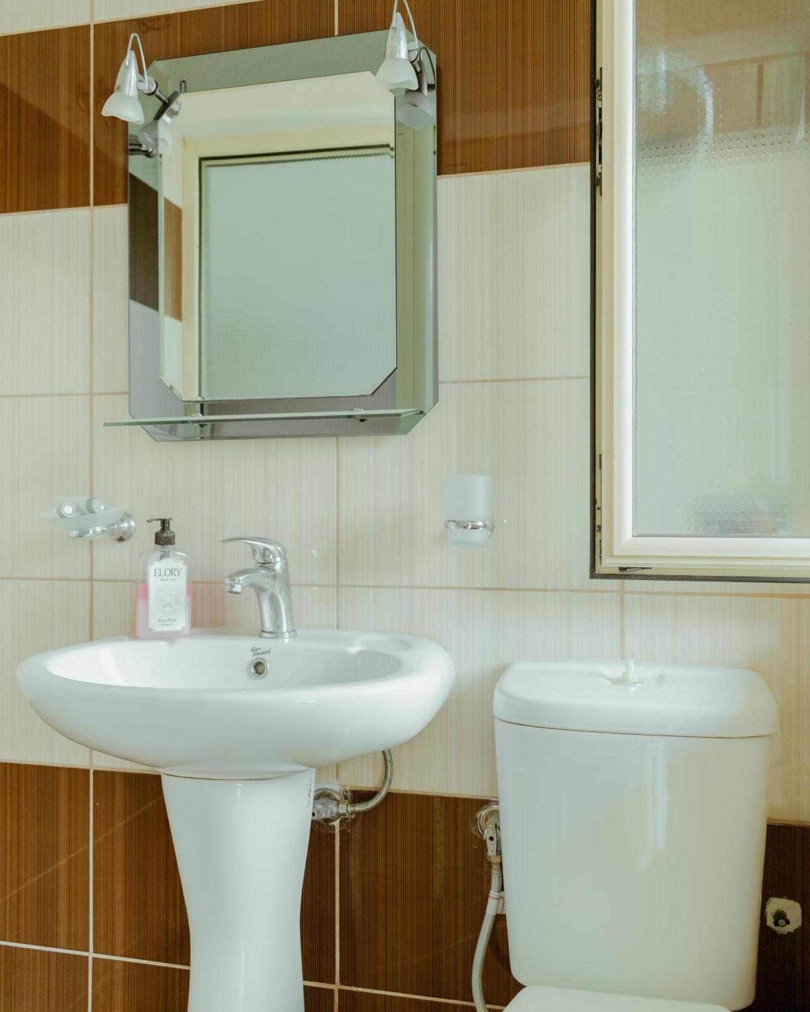 Guesthouse Shtino Gjirokaster Ngoại thất bức ảnh