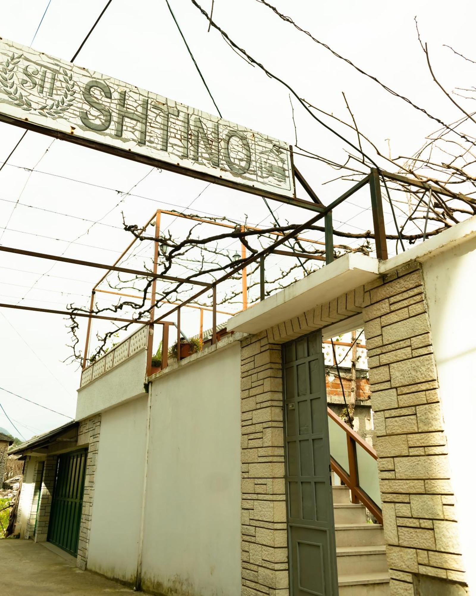 Guesthouse Shtino Gjirokaster Ngoại thất bức ảnh